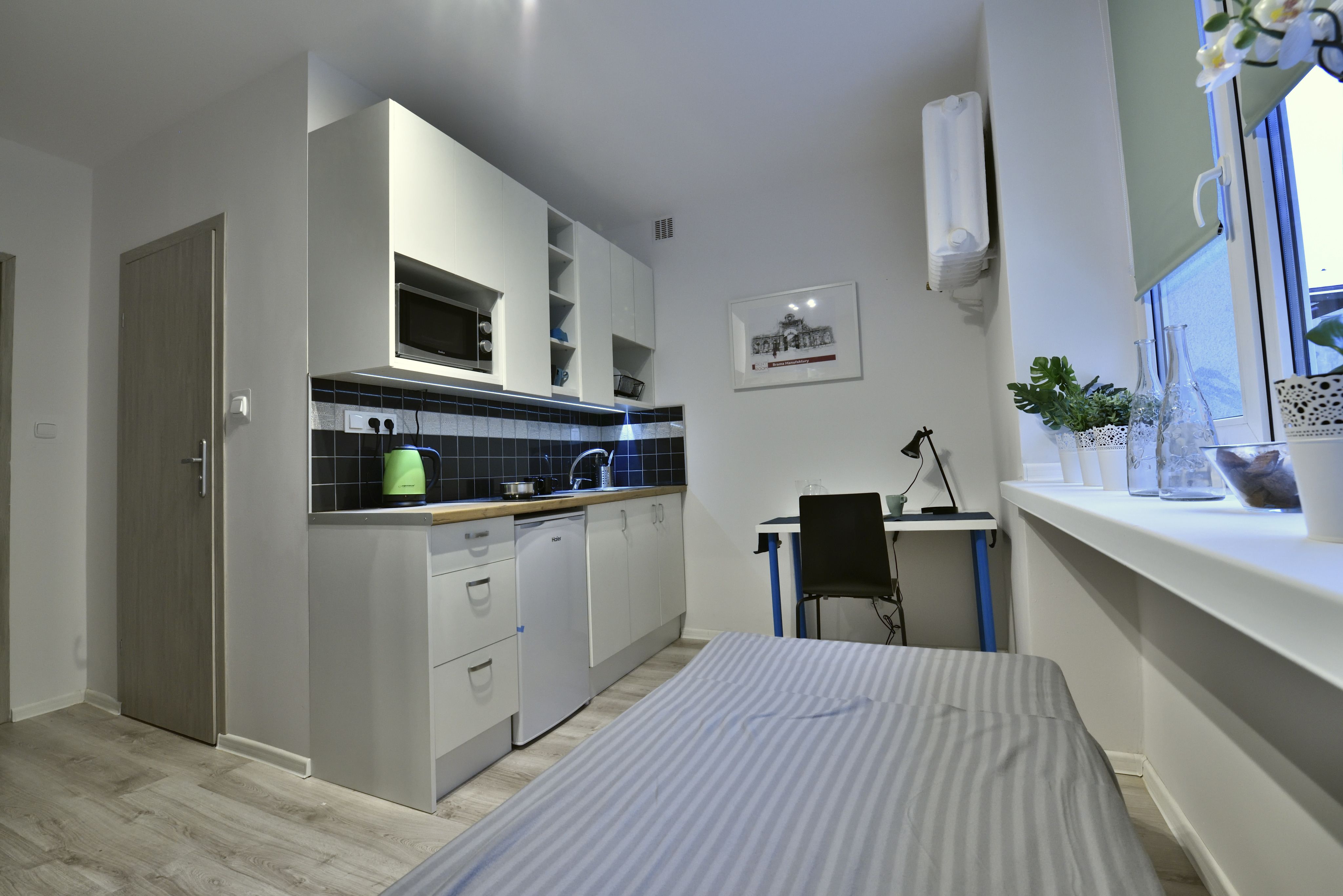 Studio flat 1 at Rewolucji 49