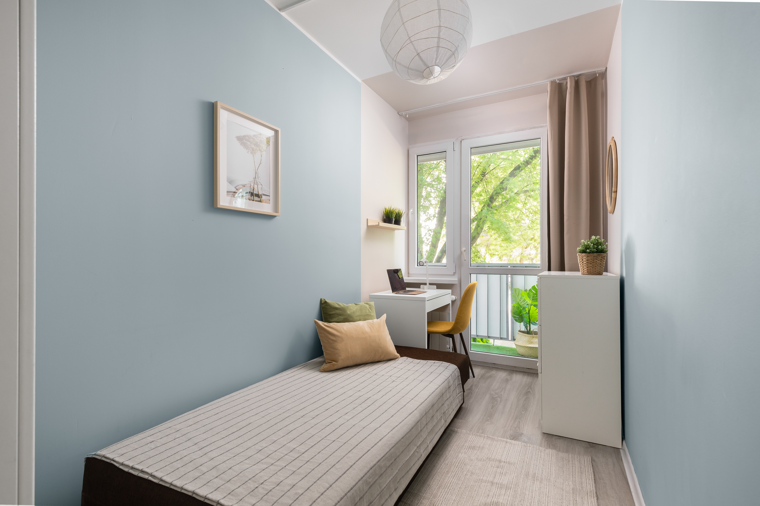 NEW Room 4 by METRO - 10 minutes to CENTER